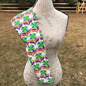 Lularoe OS Leggings Magically You 🍀